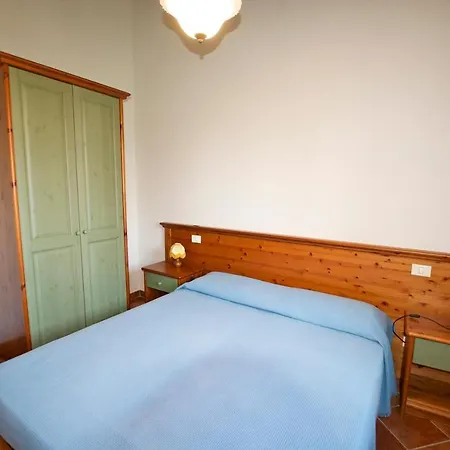 Il Paese Del Garbo Diffuso Hotel apartamentowy *